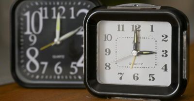 Rezygnacja ze zmiany czasu mogłaby zapobiec milionom udarów i przypadków otyłości